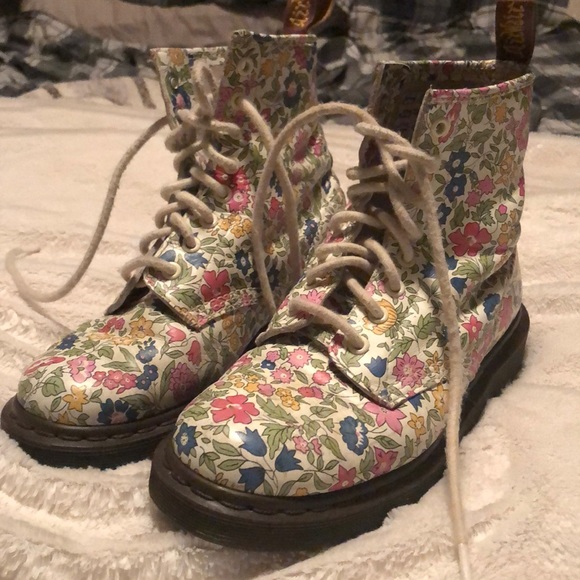 Dr. Martens Shoes - Women’s Floral Dr. Matens